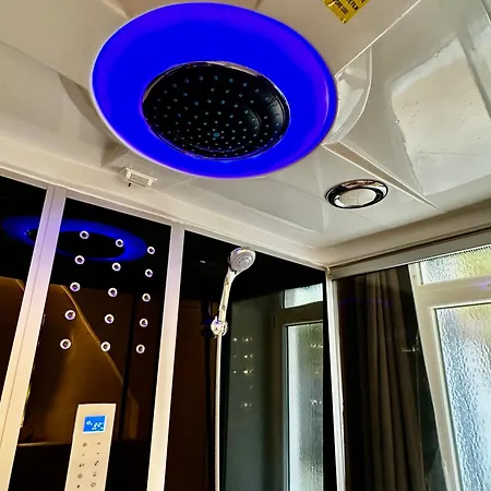 Beefree Whirlpoolsuite34-free Parking & Fast Internet Passavia