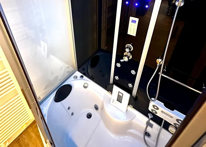 Beefree Whirlpoolsuite34-free Parking & Fast Internet