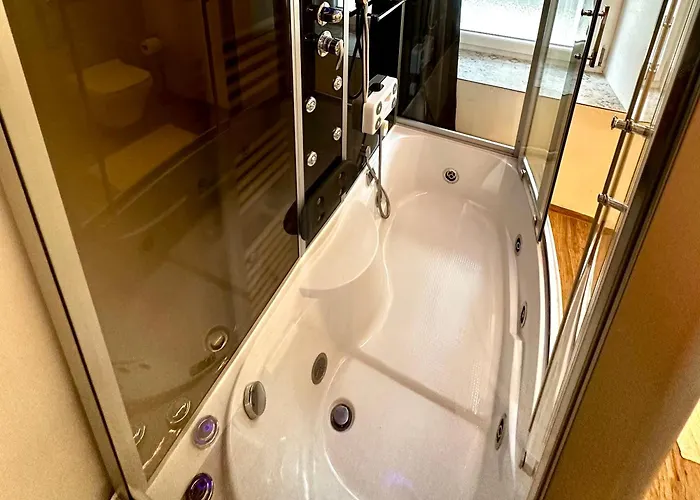 Beefree Whirlpoolsuite34-free Parking & Fast Internet Passavia