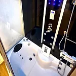 Beefree Whirlpoolsuite34-free Parking & Fast Internet