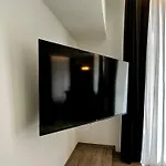Apartamento Beefree Whirlpoolsuite34-free Parking & Fast Internet