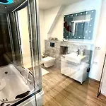 Apartamento Beefree Whirlpoolsuite34-free Parking & Fast Internet