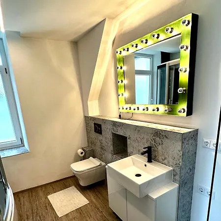 Beefree Whirlpoolsuite34-free Parking & Fast Internet